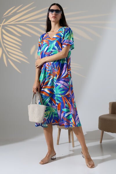 Likapa Yazlık Büyük Beden Viskon  V Yaka Kısa Kol Elbise 2688 Lacivert Palmiye - 2XL