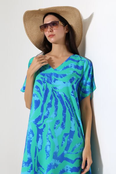 Likapa Yazlık Büyük Beden Viskon  V Yaka Kısa Kol Elbise 2688 AÇIK MAVİ DESENLİ - M