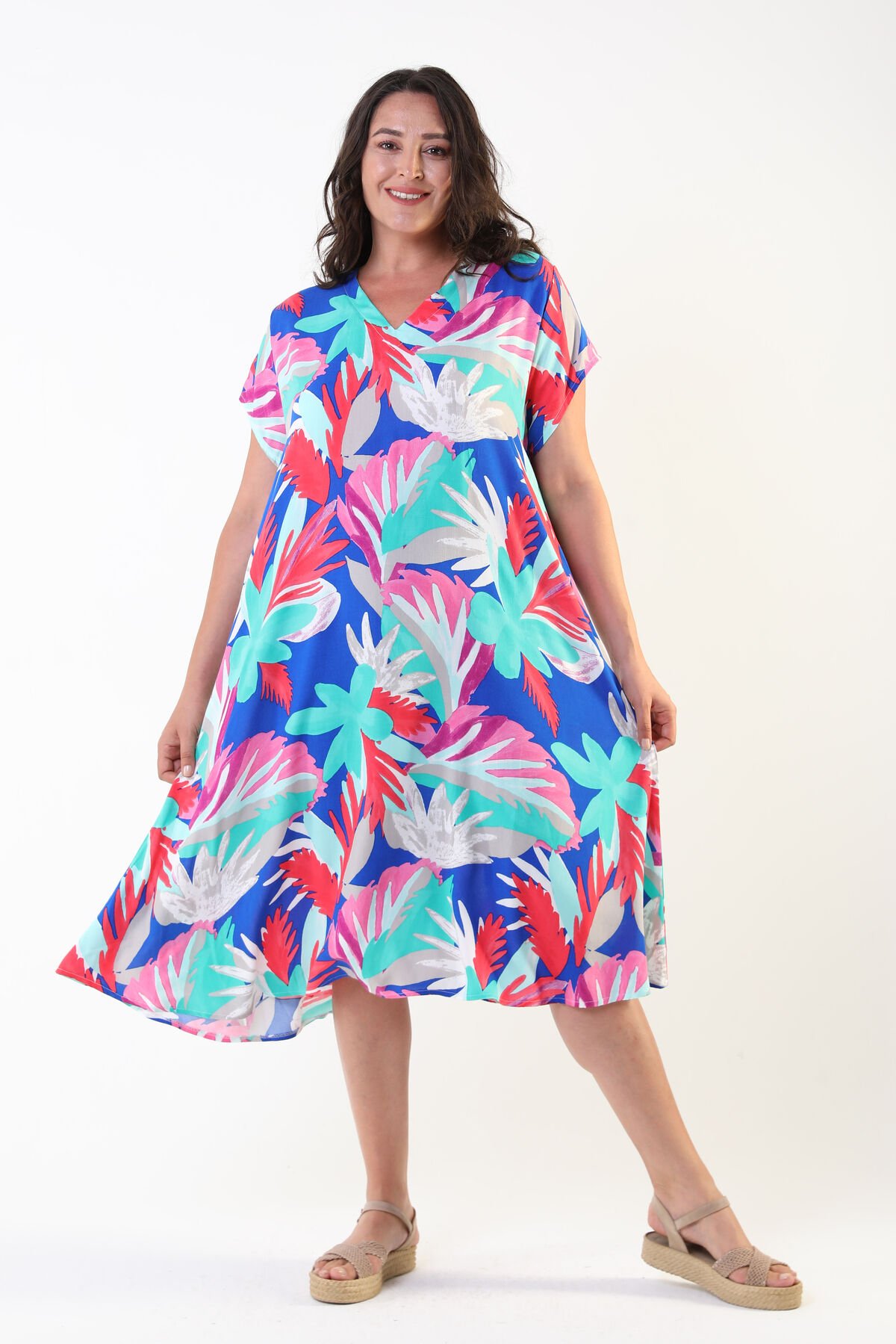 Likapa Yazlık Büyük Beden Viskon  V Yaka Kısa Kol Elbise 2688 MAVİ YAPRAK - 2XL