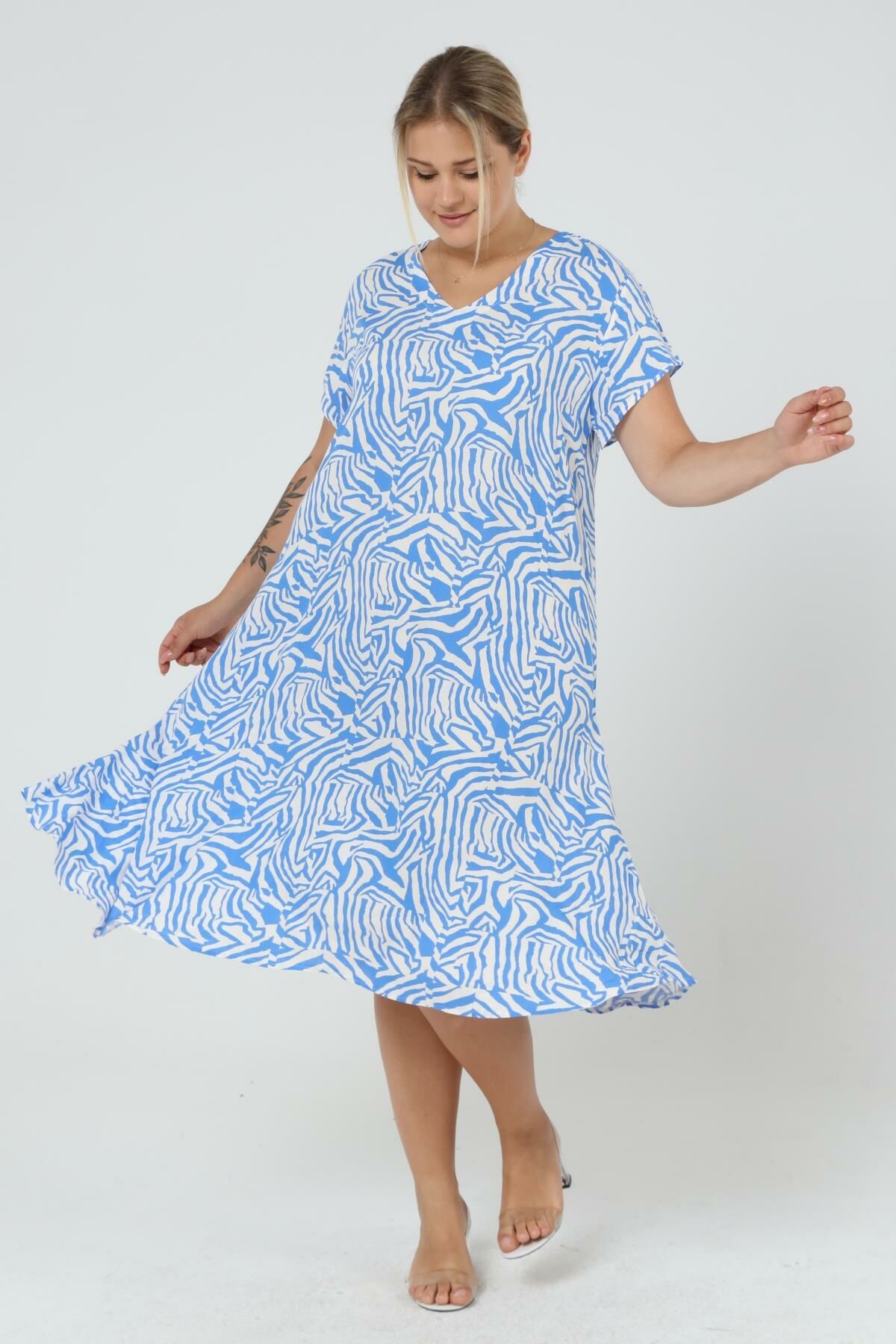 Likapa Yazlık Büyük Beden Viskon  V Yaka Kısa Kol Elbise 2688