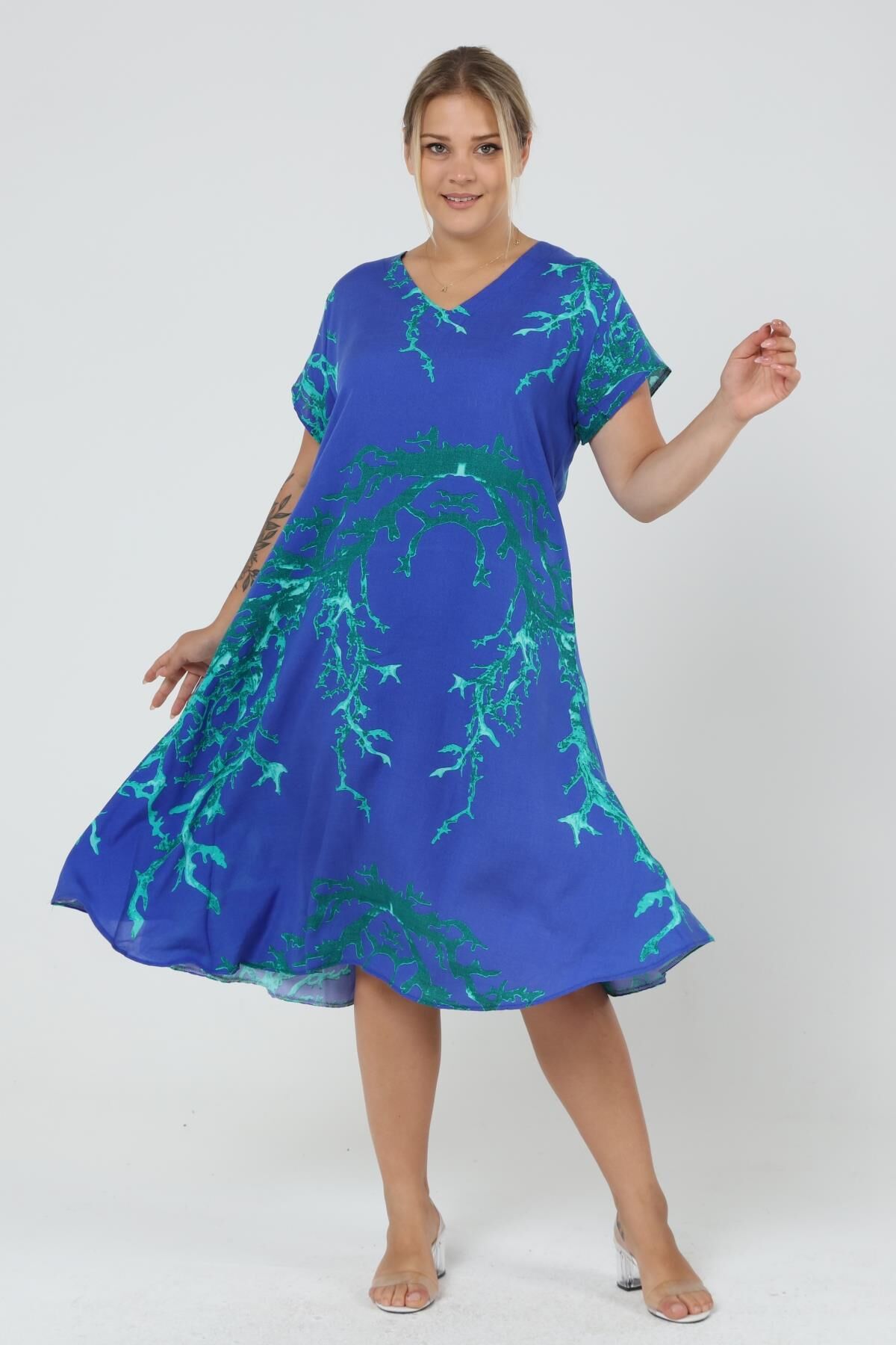 Likapa Yazlık Büyük Beden Viskon  V Yaka Kısa Kol Elbise 2688 Sax - M