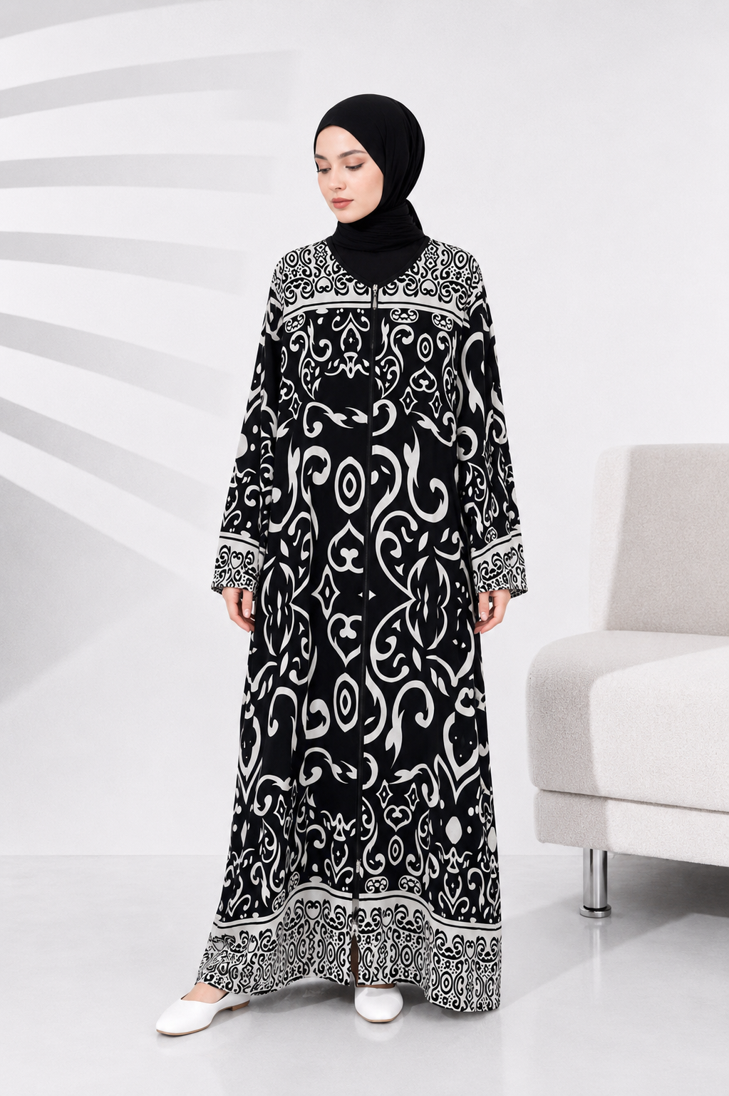 Tek Cepli Fermuarlı Viskon Namaz Elbisesi Siyah Beyaz Barok Desen  - 2