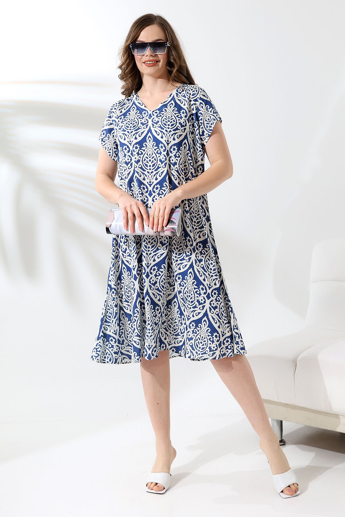 Likapa Yazlık Büyük Beden Viskon  V Yaka Kısa Kol Elbise 2688 EKRU - MAVİ - L