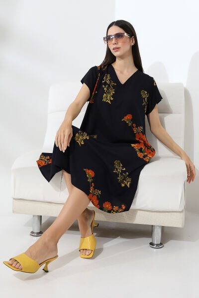 Likapa Yazlık Büyük Beden Viskon  V Yaka Kısa Kol Elbise 2688 Siyah Tutuncu - S